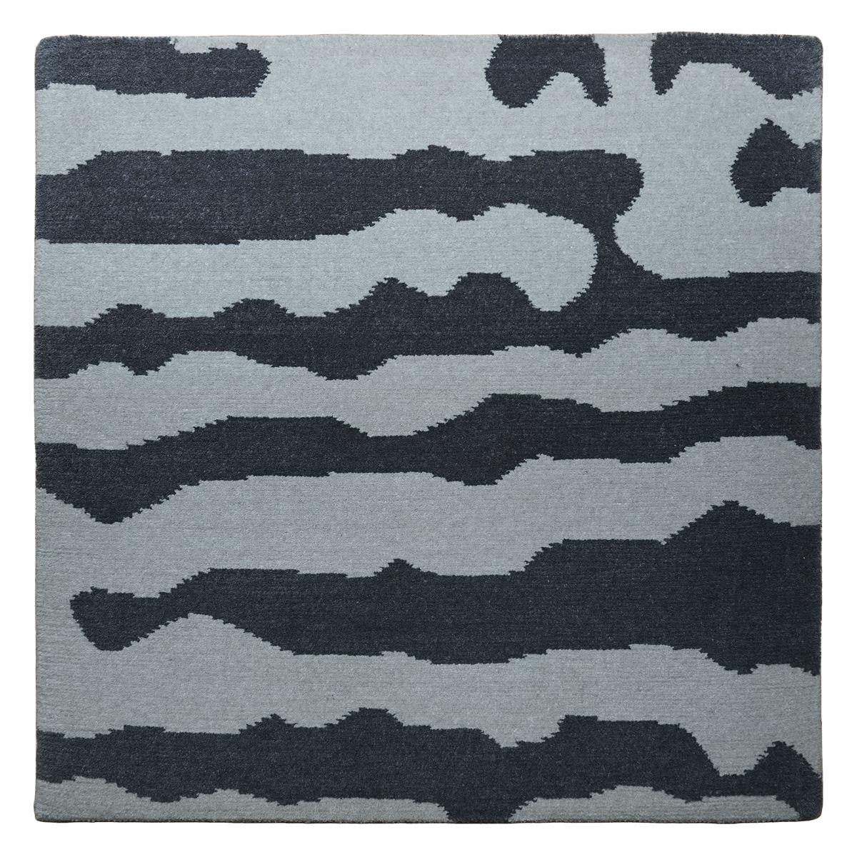 RI-169 — Wool rug